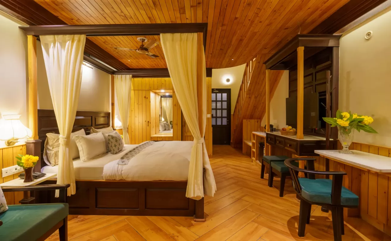 Pinewood Duplex Suite